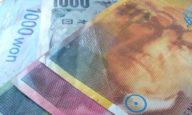 Szwajcarski frank mocno w górę