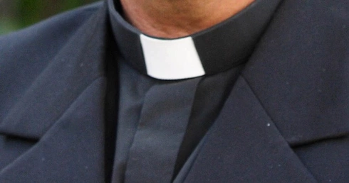 Ksiądz usunięty za kapłaństwo kobiet