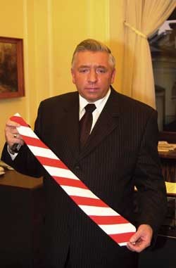 Biało-czerwone krawaty Samoobrony miały sugerować patriotyzm partii Andrzeja Leppera