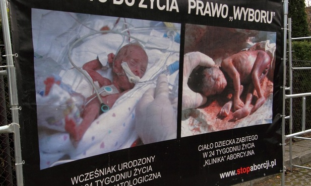 Sejm zajmuje się aborcją