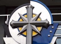 Krzyż scjentologów. Kościół Scjentologiczny na Węgrzech straci od stycznia status Kościoła uznawany przez państwo
