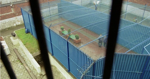 Więźniu, nie chcesz płacić - odpracuj