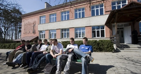 Następne wakacje tydzień później