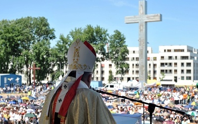 Konstytucja ważniejsza niż Ewangelia?