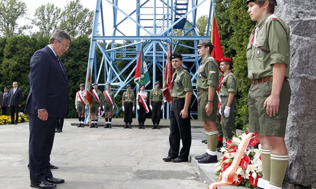 Pod wieżą odwagi i determinacji