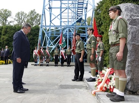 Pod wieżą odwagi i determinacji