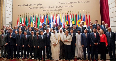 Co z tą Libią? Radzą o tym w Paryżu 