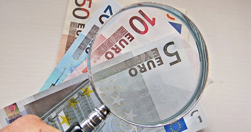 Francja główkuje, jak zacisnąć pasa