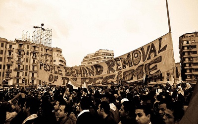 Znów tysiące na placu Tahrir