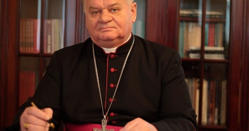 Biskup Tadeusz Rakoczy 