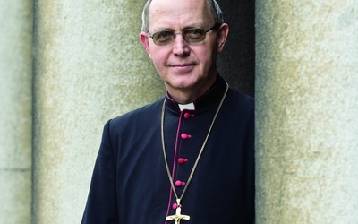 Bp Piotr Libera