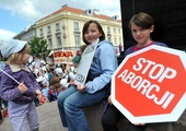 Pikieta ws. „Dużej książki o aborcji”