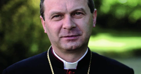 Abstynencja jest darem, który wymaga odwagi – mówi bp Bronakowski.