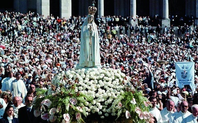 Uroczystości maryjne w Fatimie.