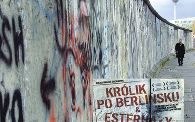 20 lat temu mur dzielący Berlin runął. Króliki rozproszyły się po całym mieście.