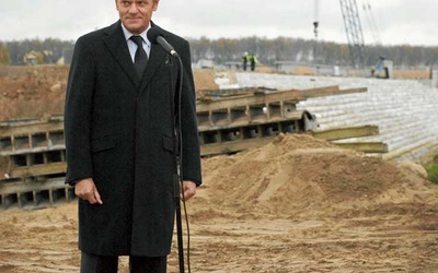 Większość wyborców przekonała kampania Platformy Obywatelskiej pod hasłem „Polska w budowie”.  Na zdjęciu premier Donald Tusk