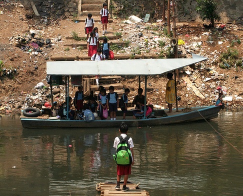 Indonezja: Dzieci, których nie ma