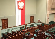 Jest wniosek o usunięcie krzyża z Sejmu
