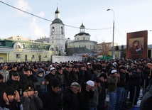 Muzułmańskie modły w centrum Moskwy