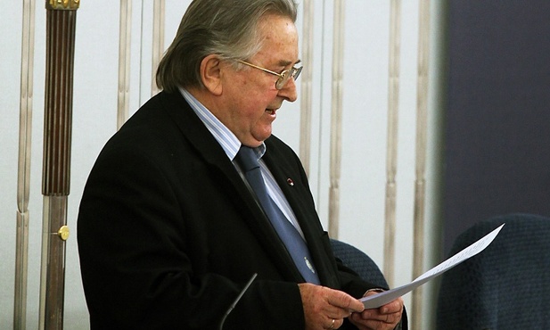 Ukarzą Kutza za przemówienie w Senacie?