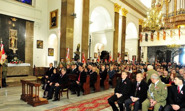 Patriotyzm to praca na rzecz dobra Polski