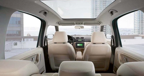Auto rodzinne: kombi czy minivan?