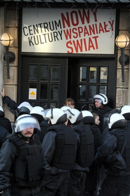 Protest pod siedzibą "Krytyki Politycznej"
