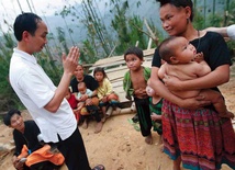 Ksiądz na „manowcach”