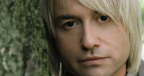 Moją muzyką spłacam dług