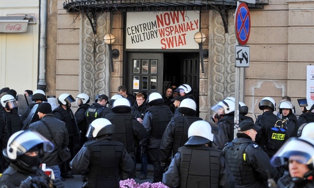 Nowy (Wspaniały) Świat a reprywatyzacja