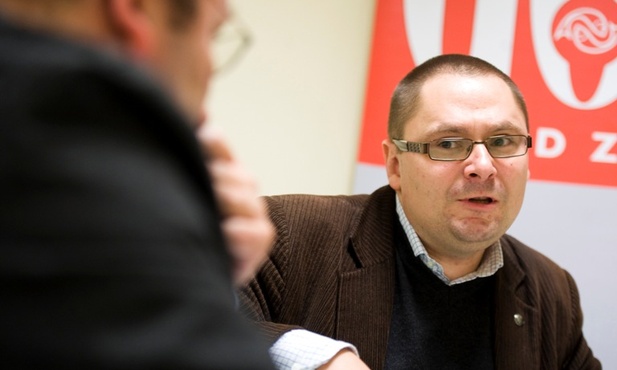 Ekonomiczny antyklerykalizm premiera