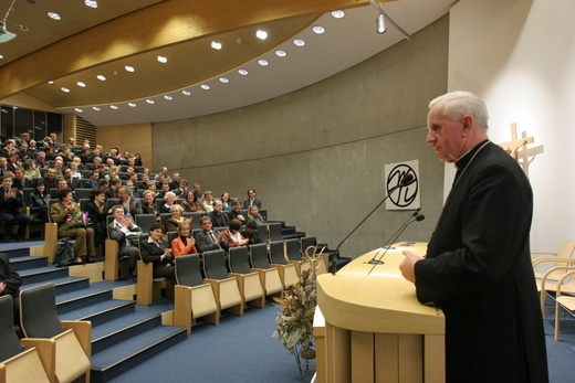 Arcybiskup Damian Zimoń, Metropolita Górnośląski