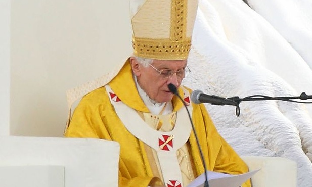 Benedykt XVI wzywa do podjęcia ewangelizacji