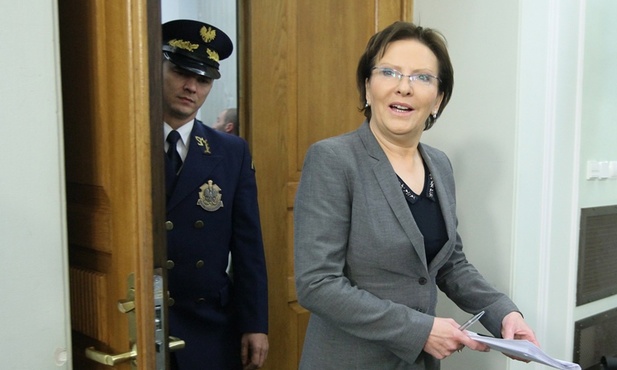 Czy krzyż w Sejmie jest zgodny z prawem?