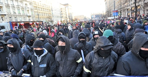 Bandziorze, nie ukryjesz twarzy