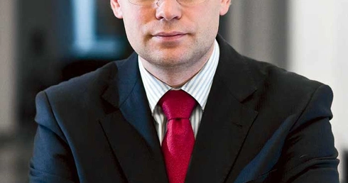 Łamano nam kręgosłupy
