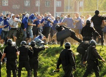 Bezpieczniej na stadionach?