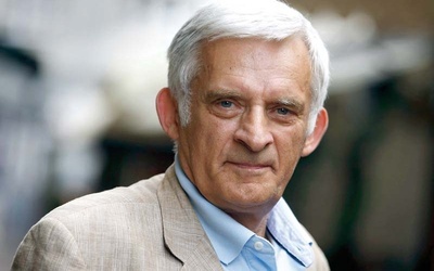 Buzek zaprosi papieża