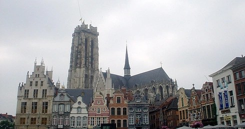 Belgia. Rynek w Mechelen