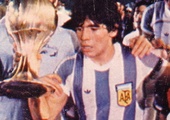 Maradona do Pelego: wziąłeś złe leki...