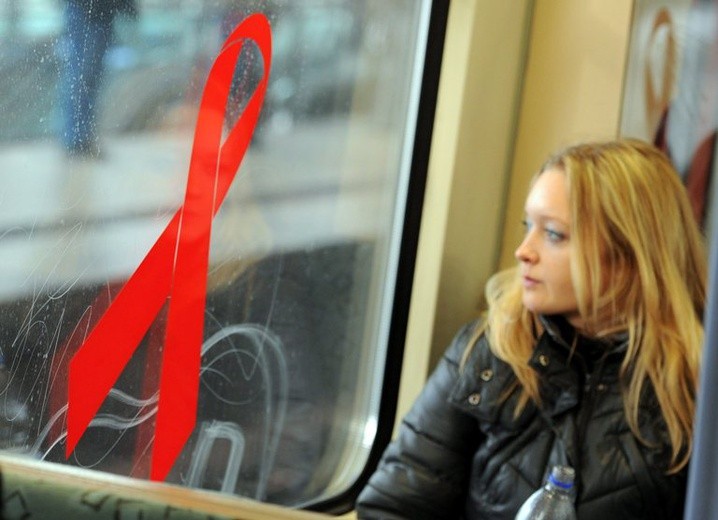 PE: Aborcja metodą zwalczania AIDS