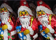 Święty z czekoladowym uśmiechem