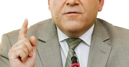 Nie chcemy partyjnych politruków