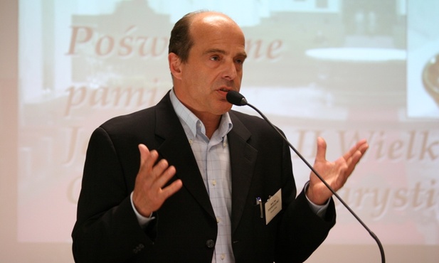 Pospieszalski odpiera zarzuty
