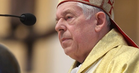 Próby usuwania krzyża gorszące i nierozumne