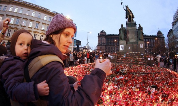 Praga żegna byłego prezydenta