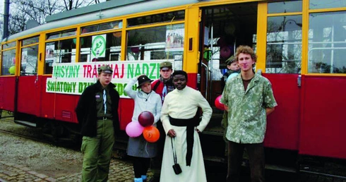 W Misyjnym Tramwaju Nadziei będzie można spotkać wolontariuszy rozdających materiały informacyjne