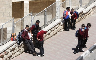 Młodzi Izraelczycy patrolują granice