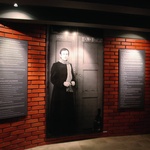 Ksiądz Jerzy pomaga