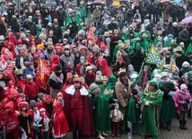 Ponad 100 tys. uczestników Orszaków